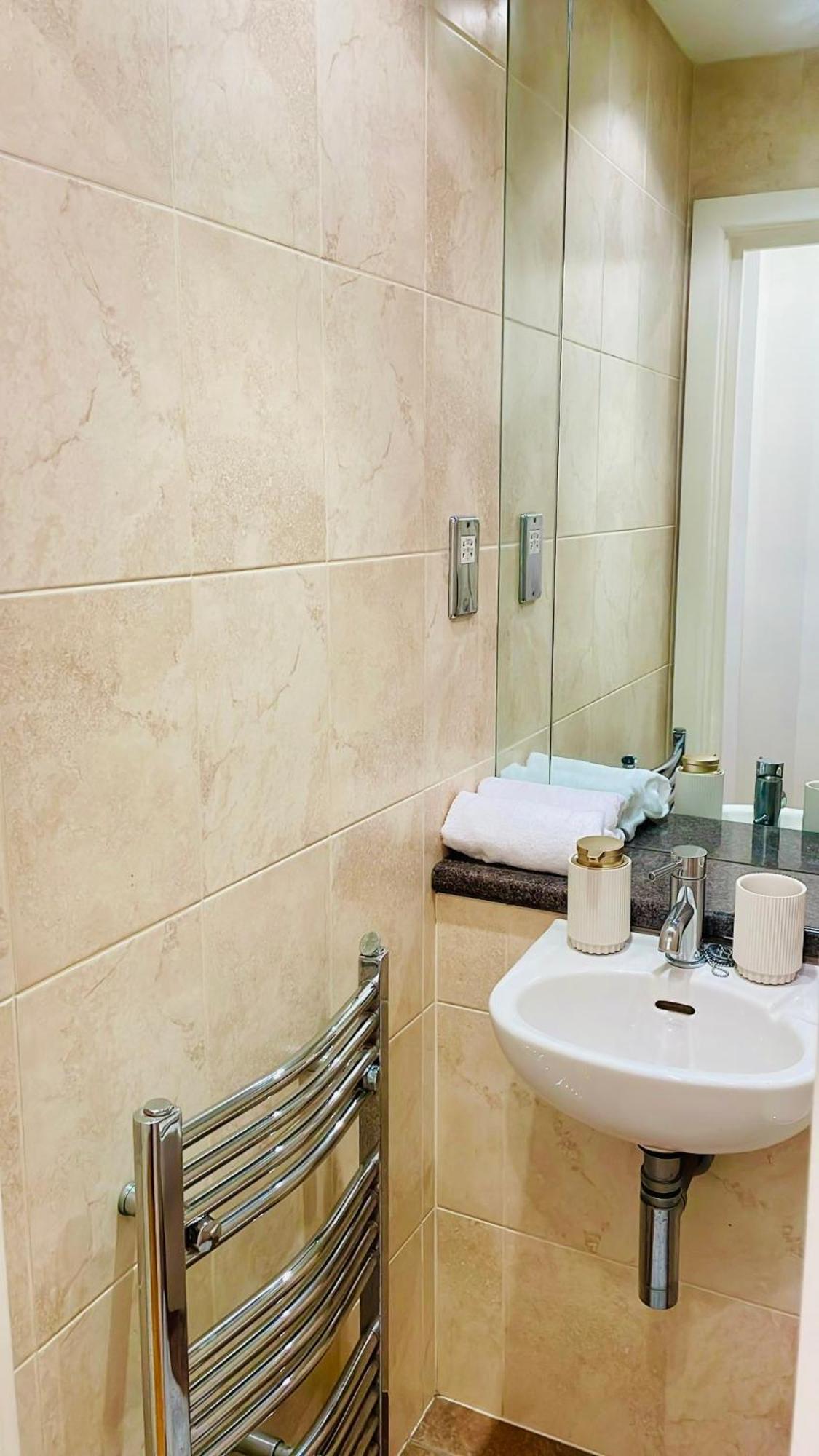 Appartamento Modern Flat In Canary Wharf Londra
